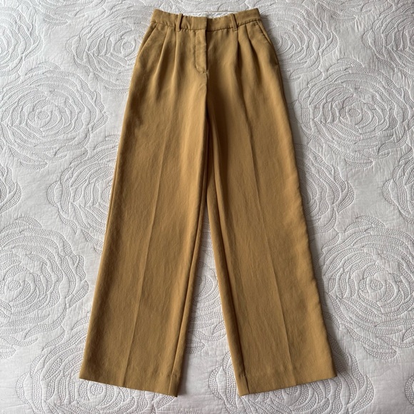 Aritzia - Wilfred - The Effortless Pant - Sandy Beige - Picture 2 of 14